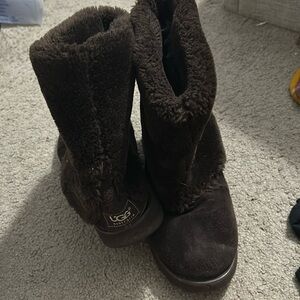 Brown Fuzzy Uggs